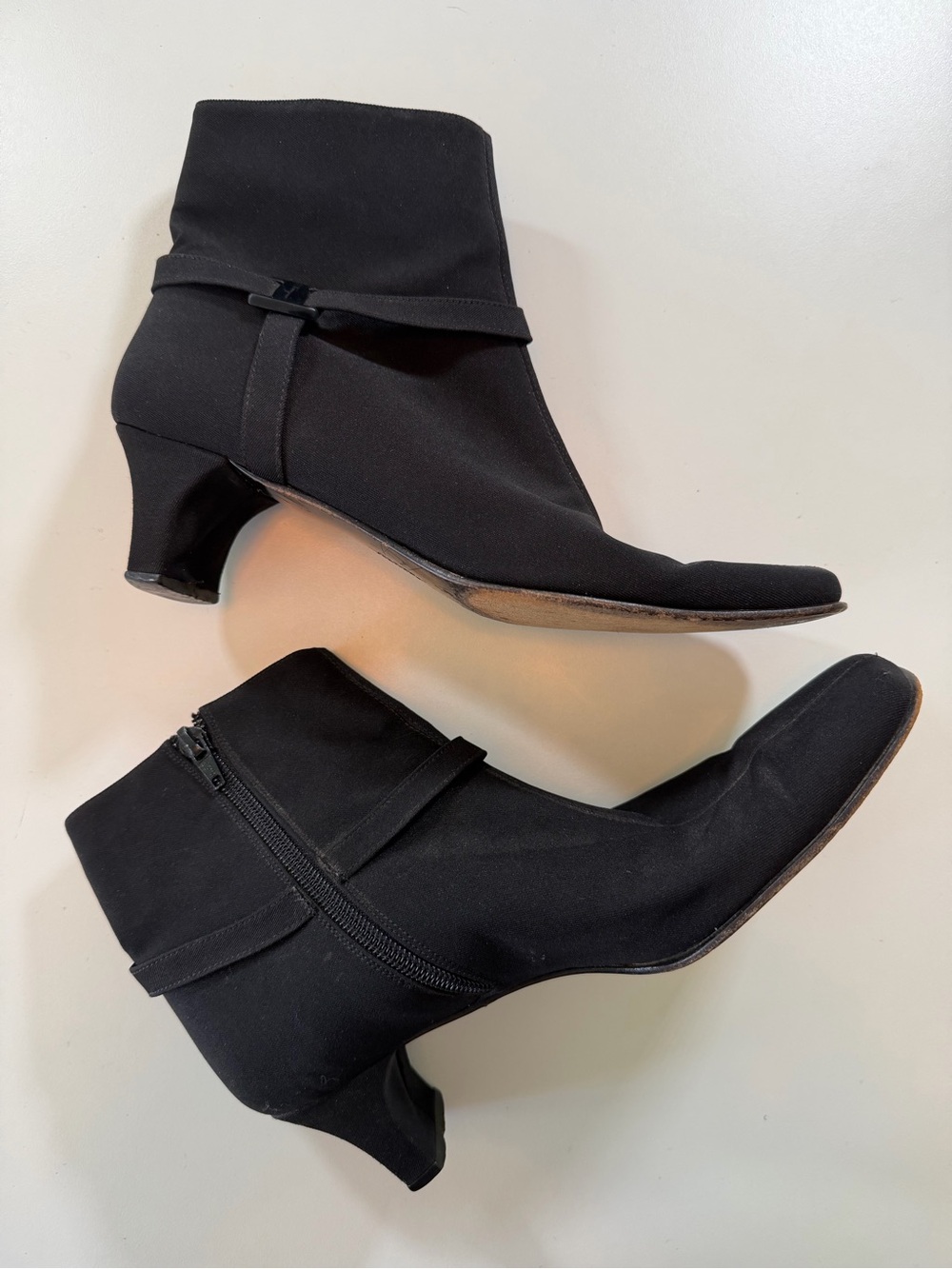 Vintage Salvatore Ferragamo Belted Ankle Boots 6.5B Made in Italy - Picture 5 of 13